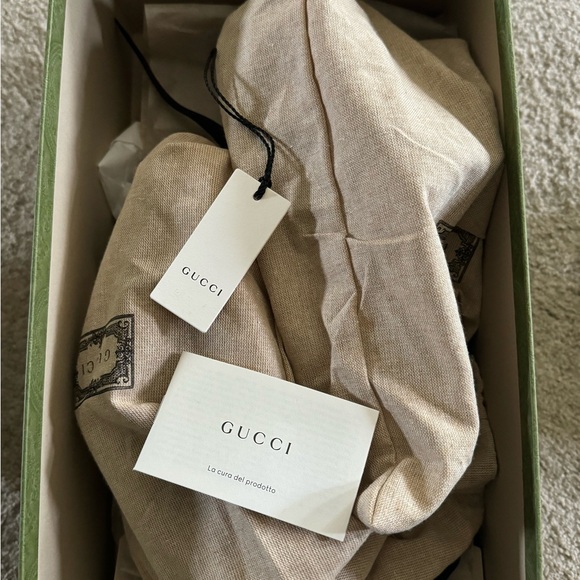 Gucci Slide - Picture 4 of 4